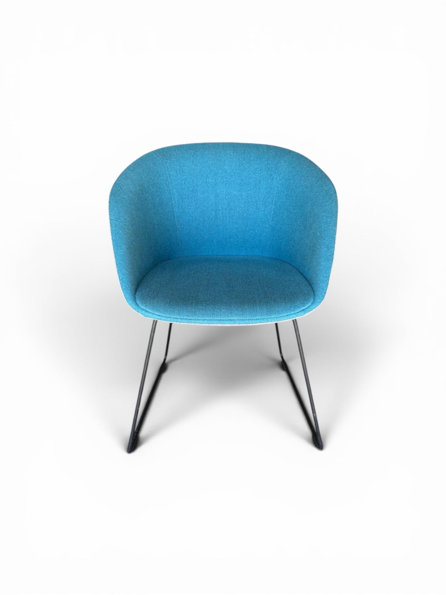 Sedus On Spot Cosy Lounge Chair – Blue Upholstered Meeting / Reception Chair – Refurbished