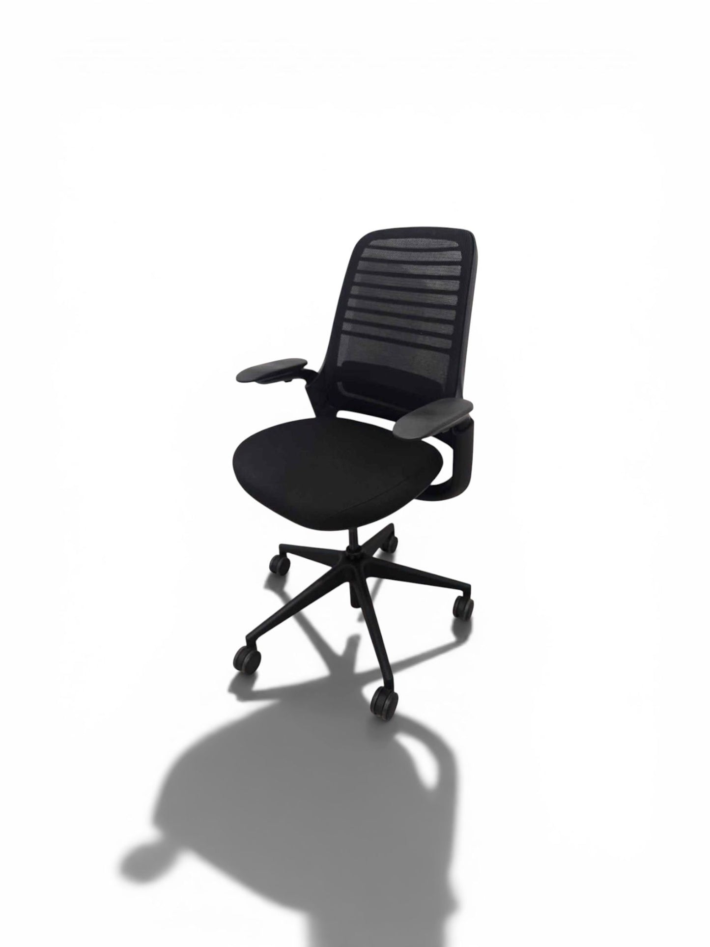 Steelcase: Series 1 Ergonomic Office Chair – 4D Adjustable Arms & Lumbar Support – Black - Refurbished