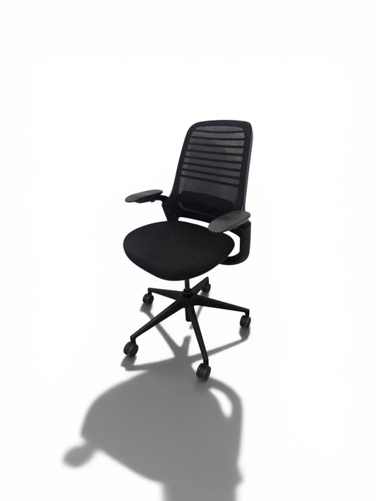 Steelcase: Series 1 Ergonomic Office Chair – 4D Adjustable Arms & Lumbar Support – Black - Refurbished