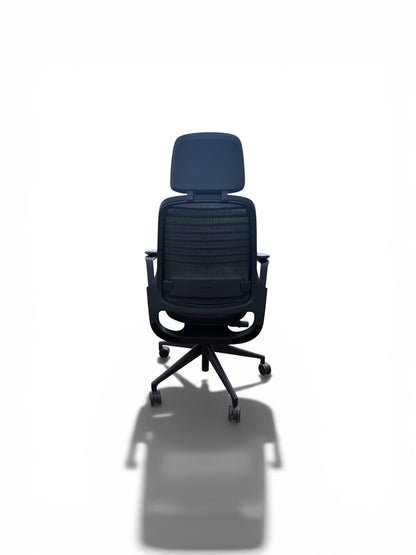 Steelcase: Series 1 Ergonomic Office Chair with headrest – 4D Adjustable Arms & Lumbar Support – Black - Refurbished