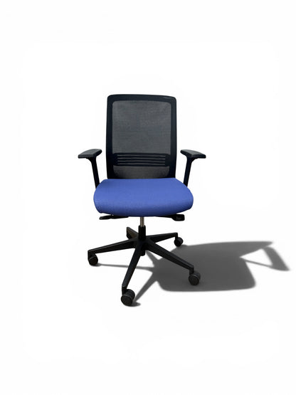 Elite Ergonomic Mesh Task Chair – Adjustable Arms, Seat Slide & Recline Lock – Blue – Refurbished