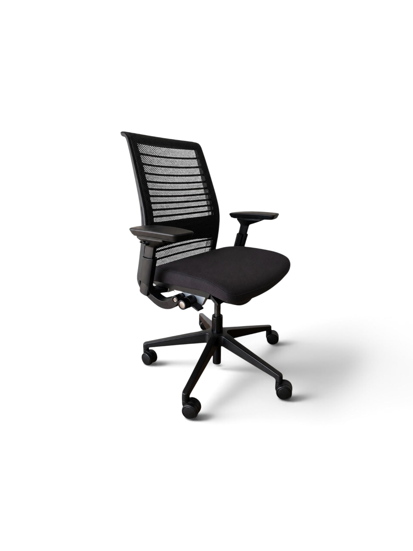 Steelcase Think V2 Office Chair with 4D Adjustable Arms – Refurbished