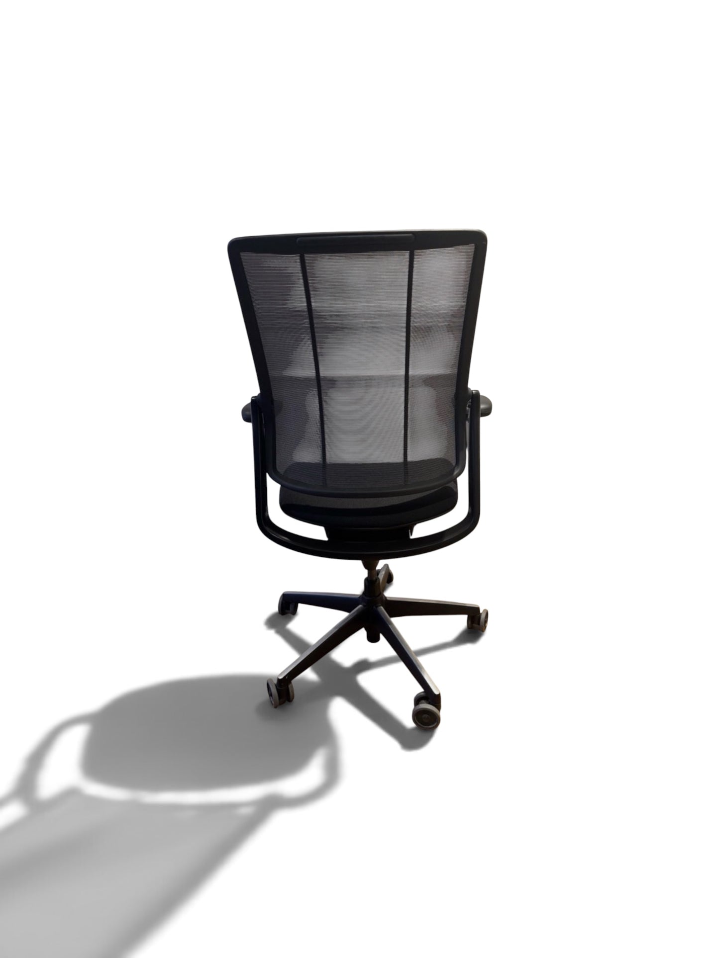 Humanscale Diffrient Smart Office Chair – Black Mesh – Refurbished