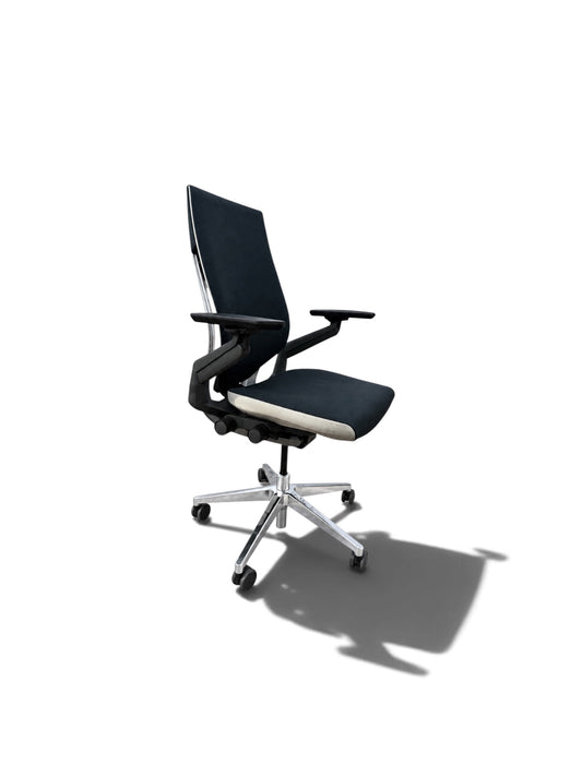 Steelcase Gesture – Navy Fabric – Ergonomic Adjustable Task Chair – Refurbished
