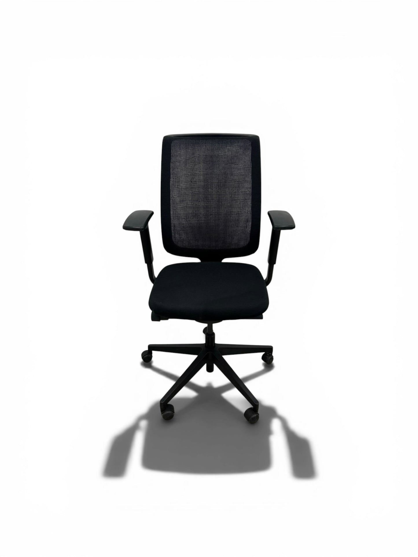 Steelcase: Reply Task Chair – Black Mesh Back | Black Fabric Seat | Refurbished