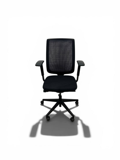 Steelcase: Reply Task Chair – Black Mesh Back | Black Fabric Seat | Refurbished