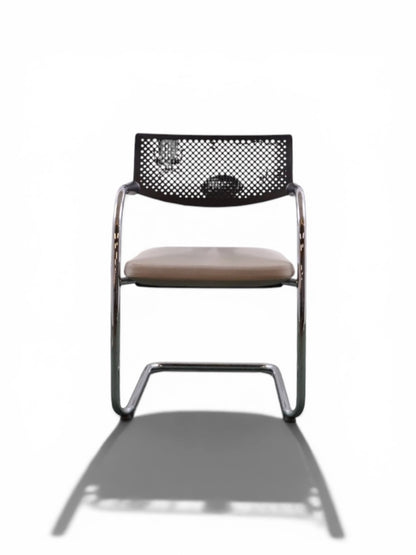Vitra: Visavis 2 Meeting Chair – Grey Leather Seat & Chrome Cantilever Frame | Refurbished
