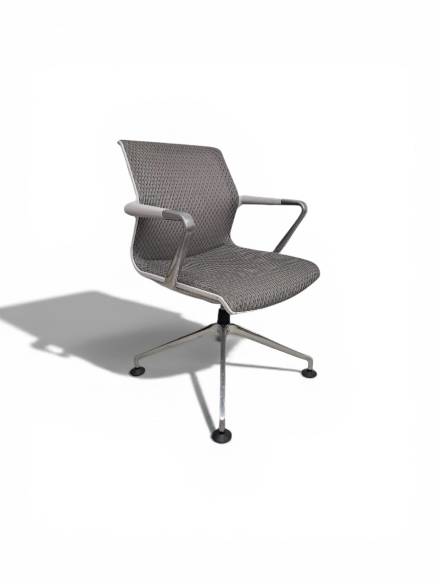 Vitra Unix: Meeting Chair – Grey Upholstered Swivel Base Chair | Refurbished