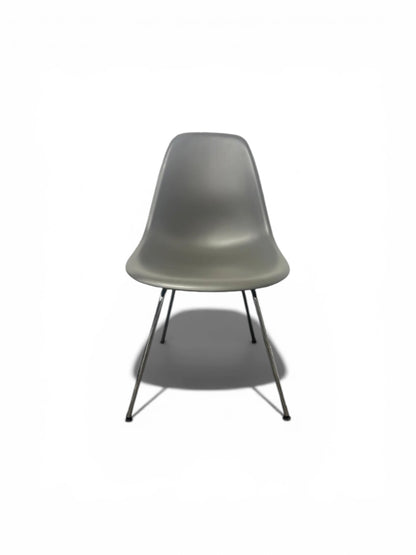Vitra Eames Plastic Side Chair DSX – Grey Shell Dining Chair – Refurbished