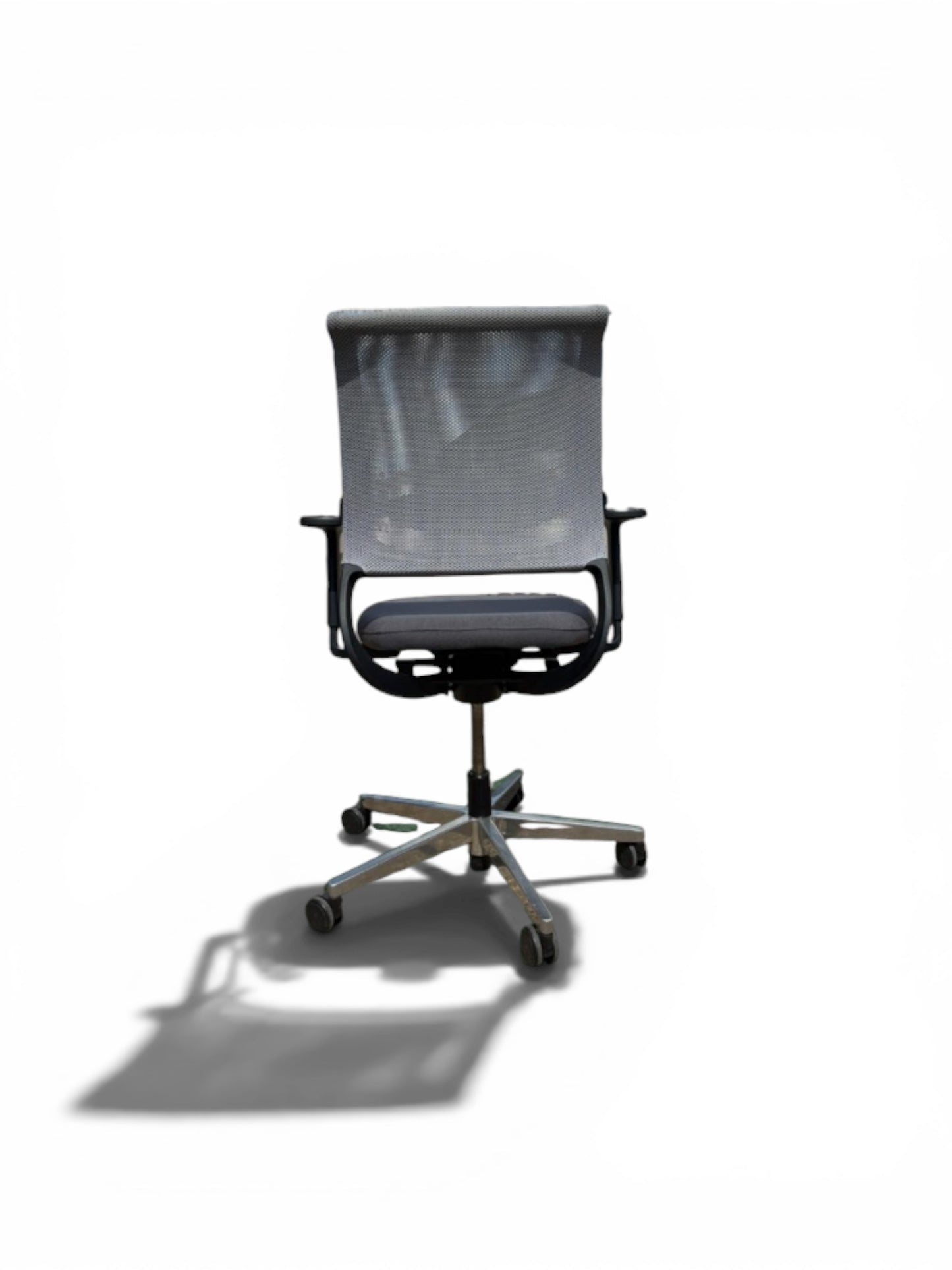 Sedus Netwin NW-100 Ergonomic Task Chair – Grey Mesh Office Chair – Refurbished