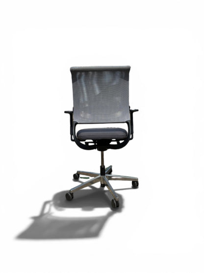 Sedus Netwin NW-100 Ergonomic Task Chair – Grey Mesh Office Chair – Refurbished