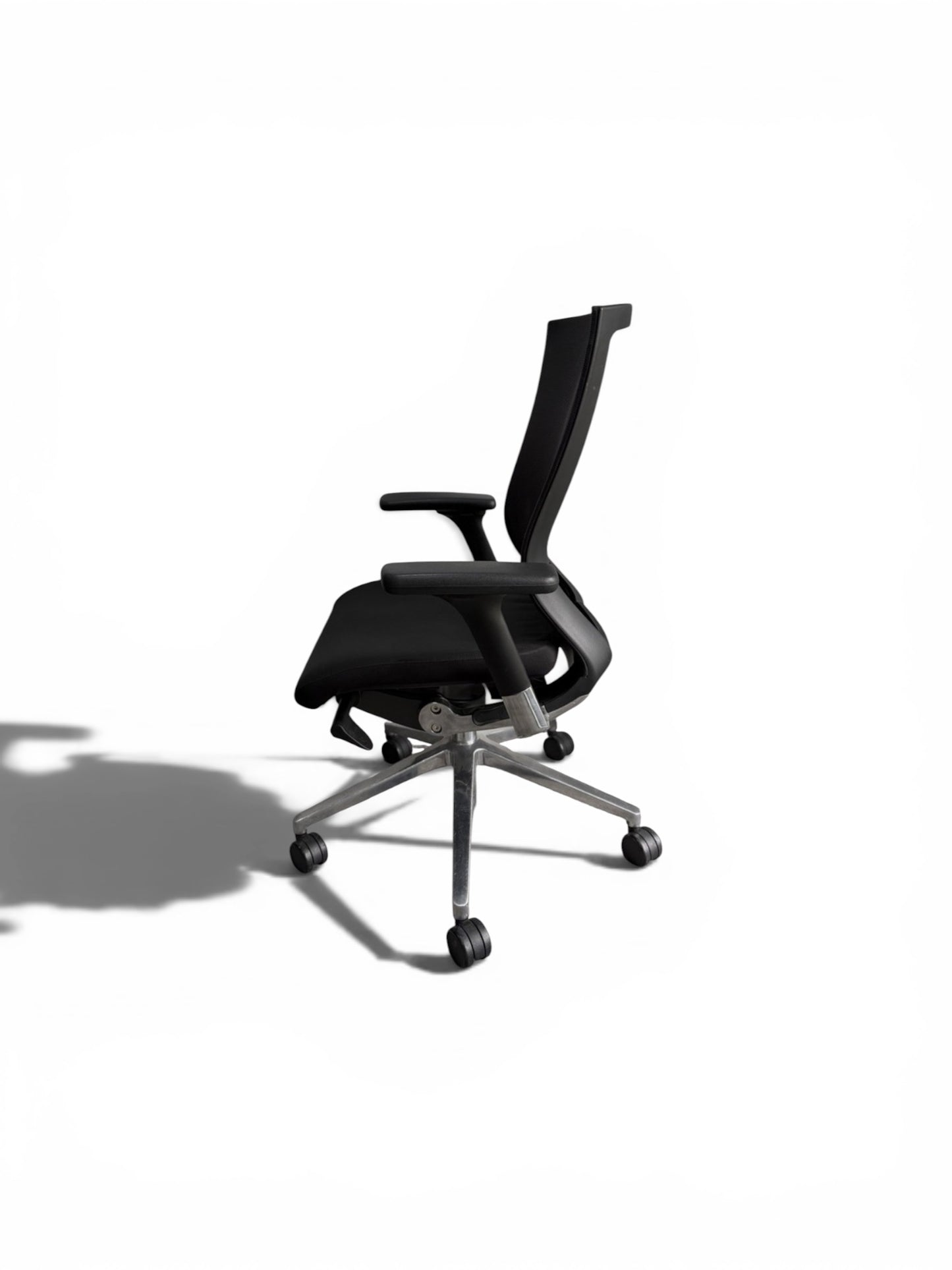 Sidiz: T50 Ergonomic Task Chair – Black Mesh Back | Black Fabric Seat | Adjustable Arms | Refurbished