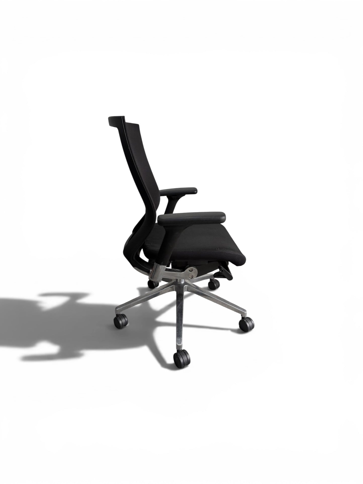 Sidiz: T50 Ergonomic Task Chair – Black Mesh Back | Black Fabric Seat | Adjustable Arms | Refurbished